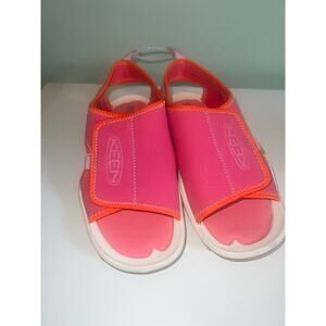 Keen Kids Sandals in pink size 3